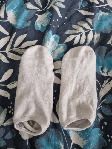 Paire chaussettes bon état - paire,