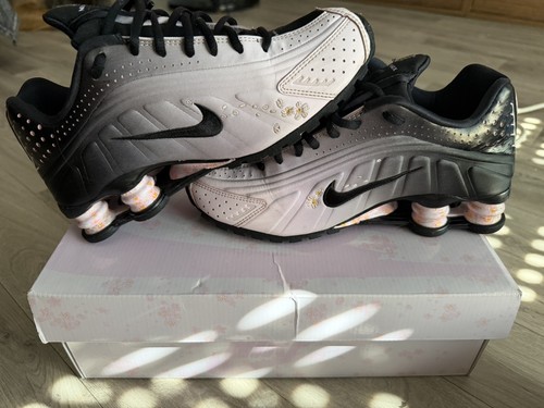 Nike shox sakura - r4,