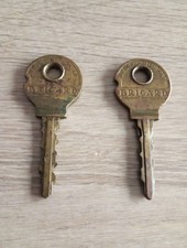 Anciennes CLEFS CLÉS BRICARD