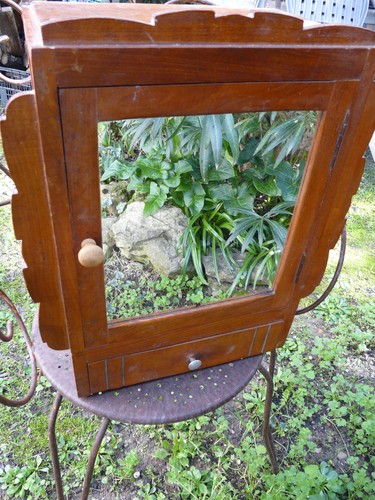 Ancienne armoire pharmacie - ancienne,