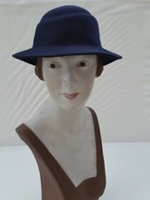 CHAPEAU NEUF FEUTRE BLEU