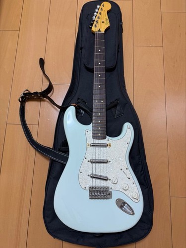 Guitare électrique squier - guitare,