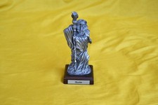 LES ETAINS DU GRAAL STATUE LE