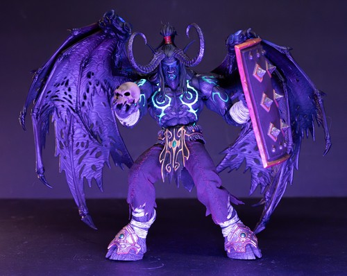 Herotoys demon illidan black - illidan,