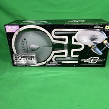 Diamond Select Star Trek USS Enterprise NCC-1701 Electronic Starship