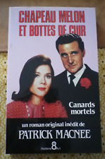 Chapeau melon et bottes de