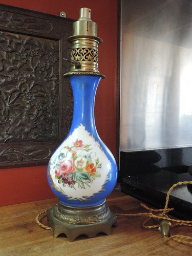 Ancienne lampe petrole - 🟢,