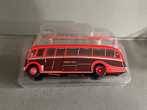 Voiture miniature aec - miniature,