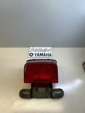 Feu arrière support plaque