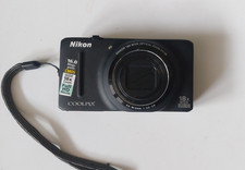APN compact Nikon Coolpix