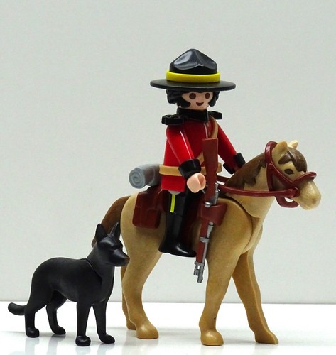 Police montée canadienne - police,