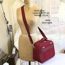 DELSEY Vanity-case semi rigide Rouge "Montrouge"