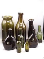 9 BOUTEILLES EN VERRE SOUFFLE