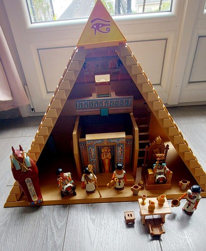 Pyramide playmobil incomplète - pyramide,