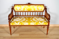 Canapé style Louis XVI noyer