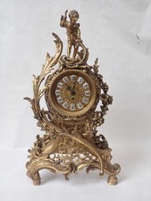 Ancienne et importante pendule en bronze style Louis XV  - 50 cm
