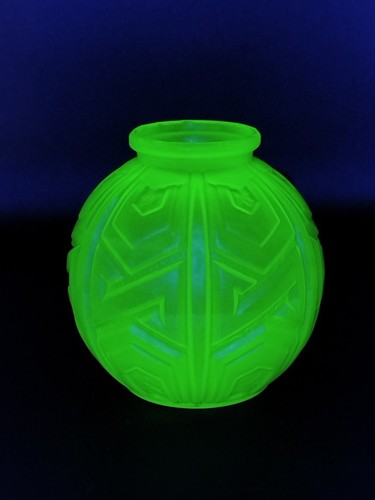 Vase ouraline verre moulé - ouraline,