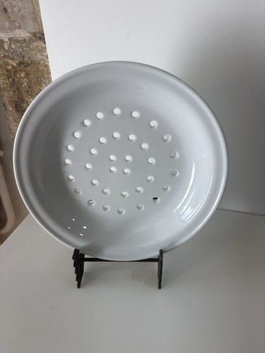 Assiette passoire égouttoir - assiette,