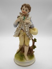 FIGURINE EN BISCUIT JEUNE