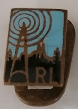 RL RADIO LUXEMBOURG reverse badge transmitter city fab circa 1945 1950