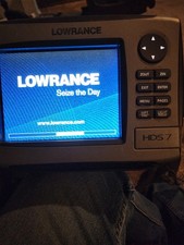 Lowrance HDS7  Fishfinder Sonar with Bracket Powers On and Functions