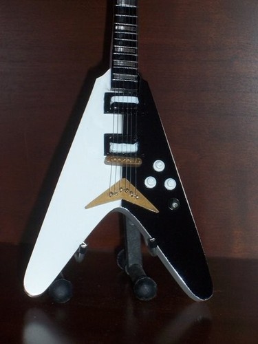 Miniature guitar for scorpions - guitar,