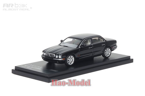 Box jaguar xj6 - 1:64,