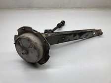 Moyeu arrière gauche