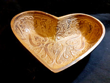 Coeur en Terre Cuite Moulé et