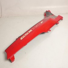 Cache latéral droit origine