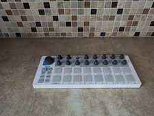 Arturia BEATSTEP Pad Controller Sequencer USB MIDI White
