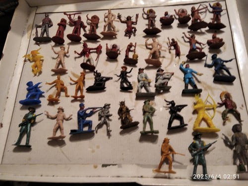 Lot soldats far west - lot,