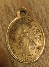Médaille Religieuse Ancienne