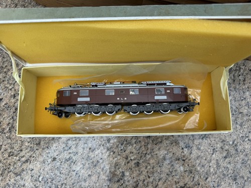 Locomotive 206 boîte la - en,