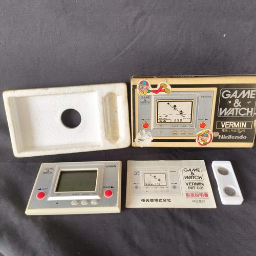 Vintage nintendo game watch - vintage,