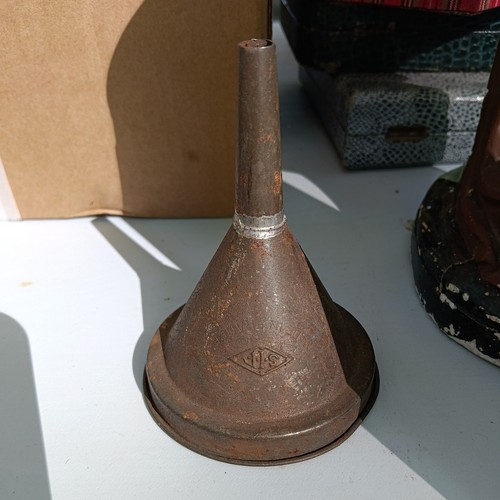 Entonnoir ancien tole - ancien, acier