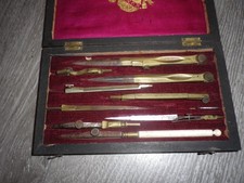 V70 Belle Boite Compas Acajou Laiton Napoléon III XIXe Complet