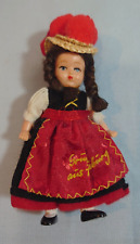 Petite poupée traditionnel "