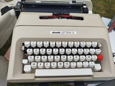 machine à écrire Olivetti