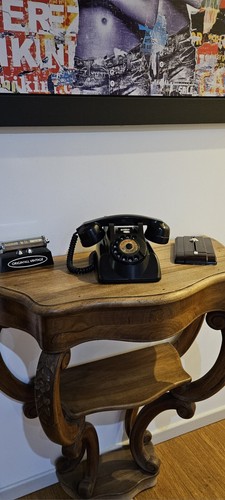 Ancien téléphone cadran - ancien,