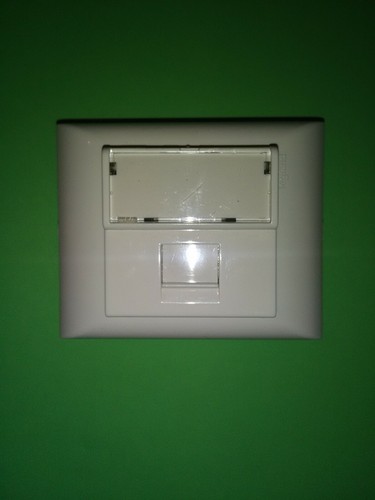 Prise reseau legrand - , mosaic