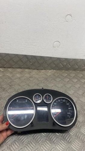 Compteur audi 81117994 amf - compteur,