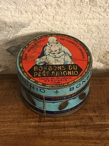 Ancienne boîte fer - ancienne, en