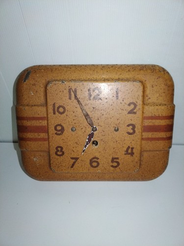 Ancienne pendule horloge