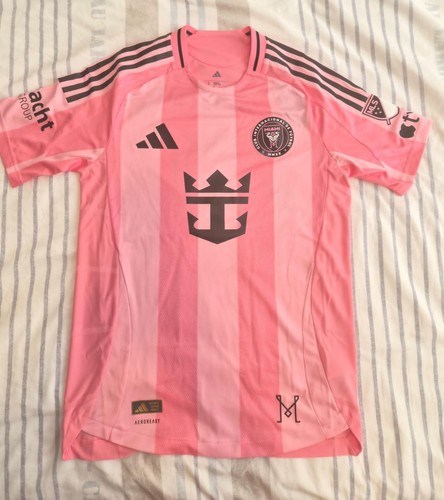 Maillot officiel dédicacé