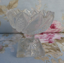 Baccarat Ringwoman 19th Century Molded Crystal Small Cup 7.5cm High 7.5cm Diameter