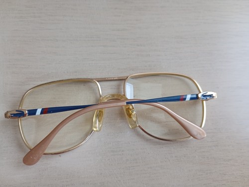 Lunette lacoste authentique