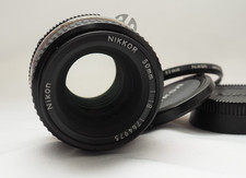 Excellent : Nikon NIKKOR 50mm
