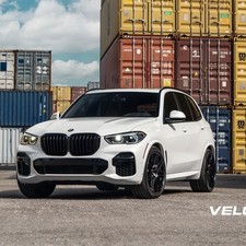 22" Velgen VF9 Gloss Black