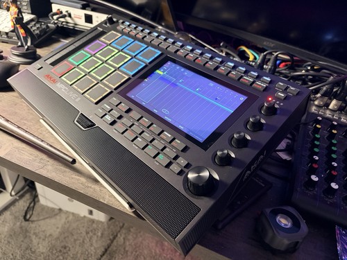 Akai professional mpc - professional,